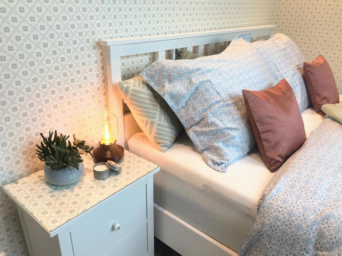 Attic Apartment On Waterfront / View / Netflix ปราก ภายนอก รูปภาพ