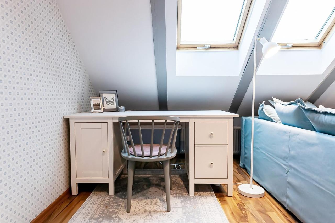 Attic Apartment On Waterfront / View / Netflix ปราก ภายนอก รูปภาพ