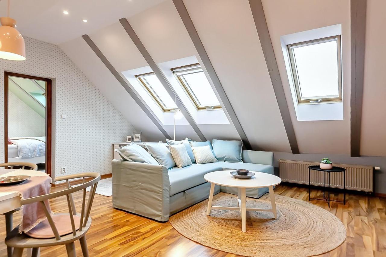 Attic Apartment On Waterfront / View / Netflix ปราก ภายนอก รูปภาพ